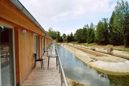 Motel Dacice Exterior photo